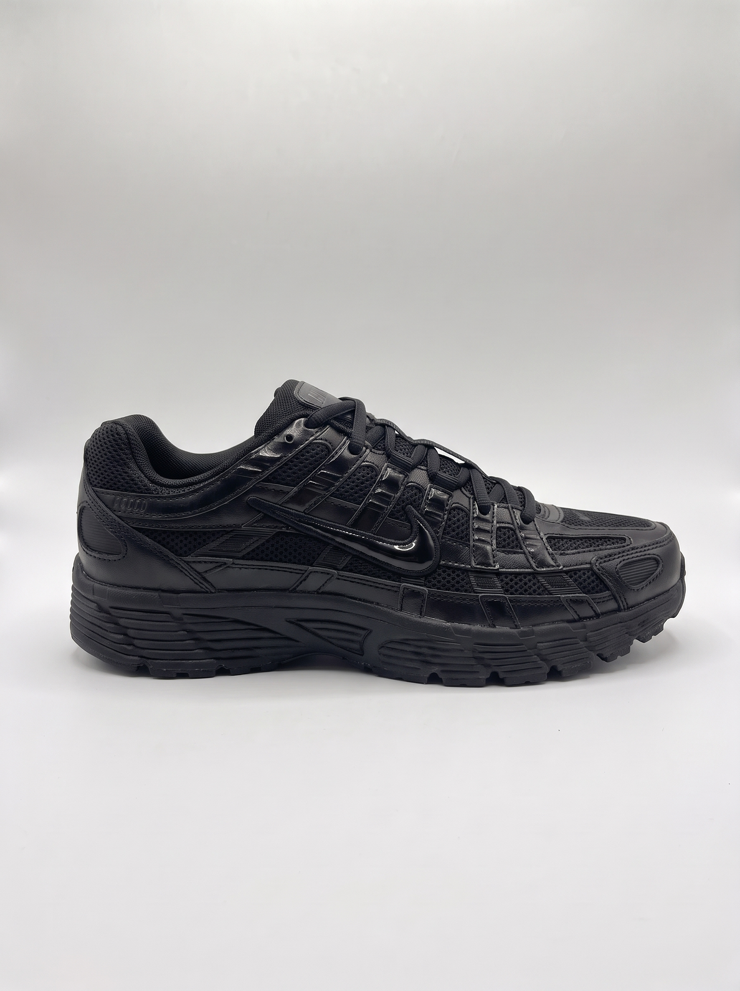 P-6000 "TRIPLE BLACK"